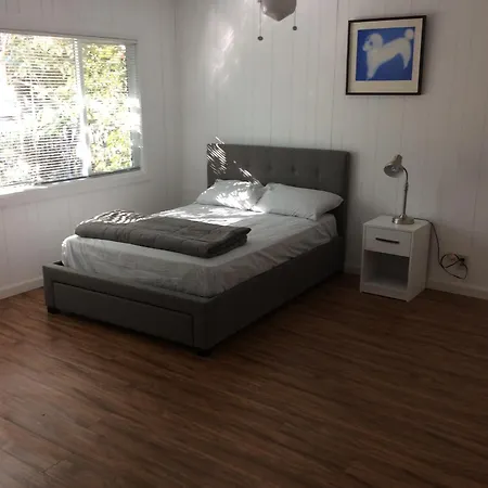 Modern Spacious Home Close To Universal Studio & Hollywood For 11